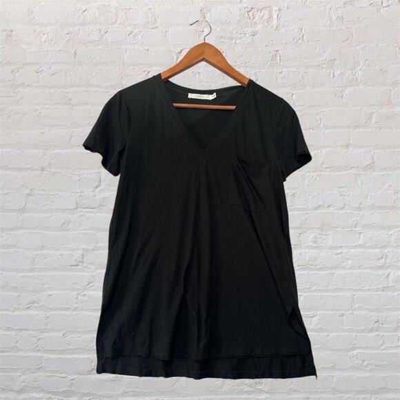 Lush Women's Black V Neck Short Sleeve Basic Lightweight Tee Size XS - Picture 1 of 8